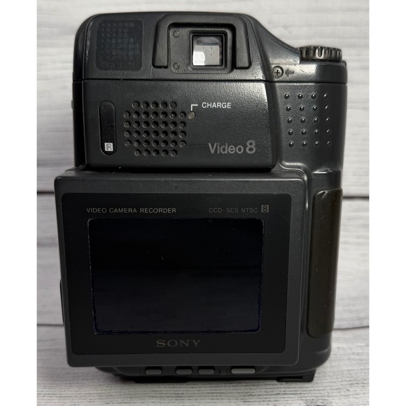 Sony Handycam CCD-SC5 Video 8 Camcorder Bundle with Charger Batteries Case Tape - Picture 5 of 15